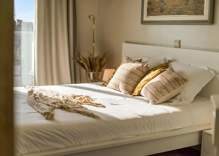 Lighthouse View - Pier Facing With Garage